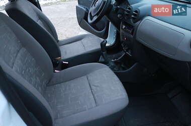 Хетчбек Renault Sandero 2009 в Дрогобичі