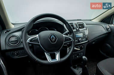 Хэтчбек Renault Sandero 2021 в 