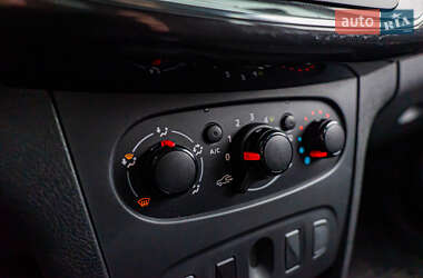 Хэтчбек Renault Sandero 2021 в 
