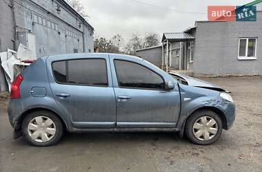 Хэтчбек Renault Sandero 2011 в Киеве