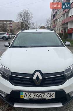 Хетчбек Renault Sandero 2017 в Черкасах