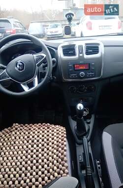 Хэтчбек Renault Sandero 2021 в 