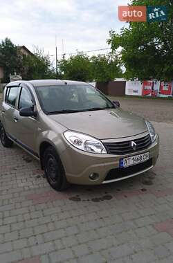 Хэтчбек Renault Sandero 2011 в Косове