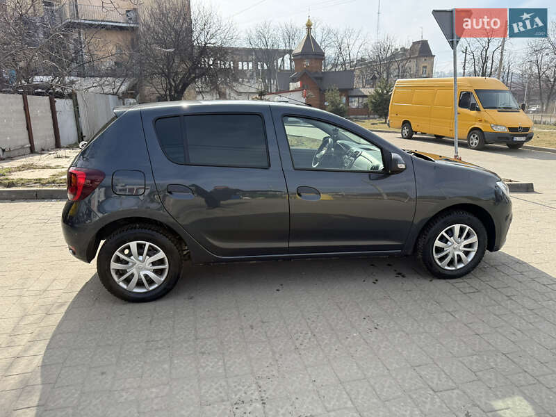 Хетчбек Renault Sandero 2019 в Львові