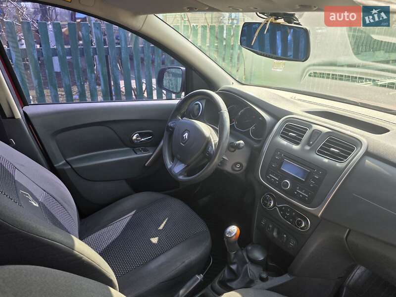 Хетчбек Renault Sandero 2015 в Білій Церкві