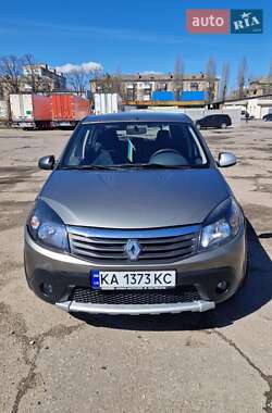 Renault Sandero 2012 Renault Sandero 2012