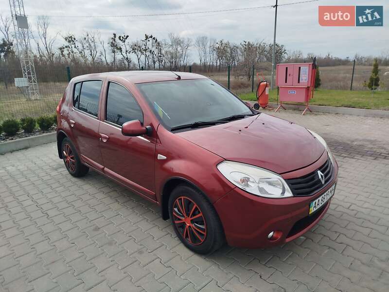 Хетчбек Renault Sandero 2012 в Києві