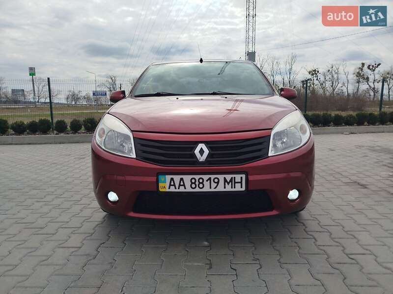 Хетчбек Renault Sandero 2012 в Києві
