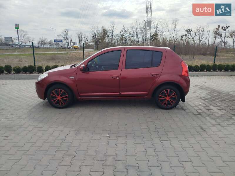 Хетчбек Renault Sandero 2012 в Києві