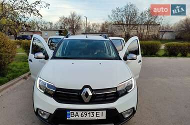 Хэтчбек Renault Sandero 2020 в 