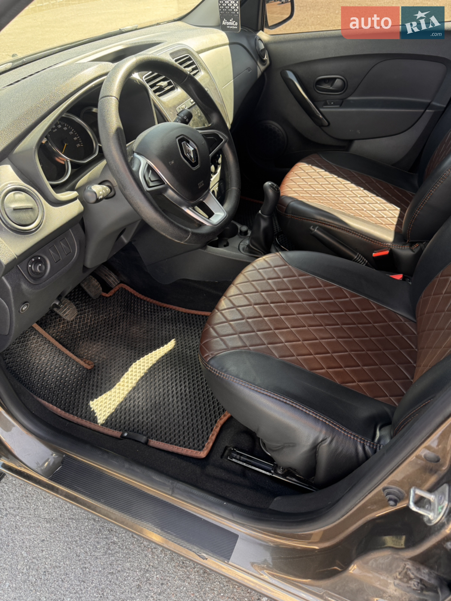 2021 Renault Sandero - мініатюра 9