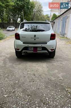Хетчбек Renault Sandero 2020 в 