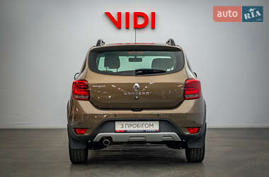 Хетчбек Renault Sandero 2019 в 