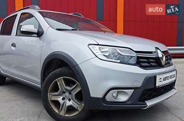 Хетчбек Renault Sandero 2021 в 