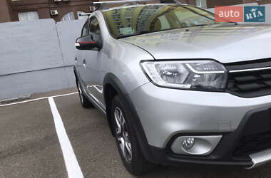 Хетчбек Renault Sandero 2019 в 