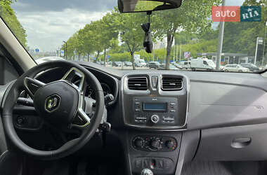 Хэтчбек Renault Sandero 2021 в 