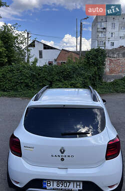 Хэтчбек Renault Sandero 2017 в 