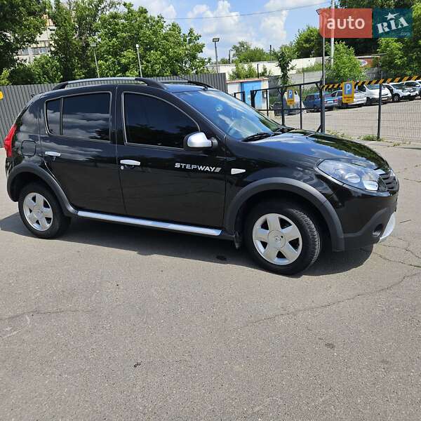 Хетчбек Renault Sandero 2012 в Харкові фото 6 Хетчбек Renault Sandero 2012 в Харкові