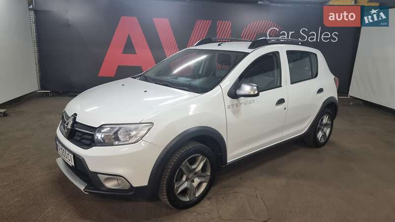 Хэтчбек Renault Sandero 2021 в 