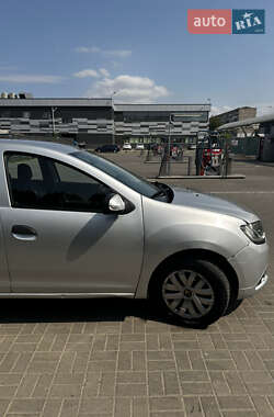 Хетчбек Renault Sandero 2014 в Черкасах