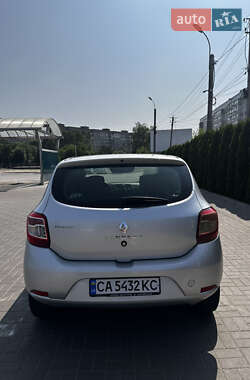 Хетчбек Renault Sandero 2014 в Черкасах