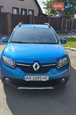 Хетчбек Renault Sandero 2014 в Сумах