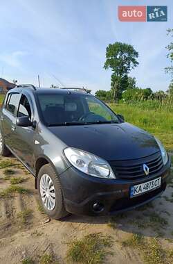 Хетчбек Renault Sandero 2010 в Бердичеві
