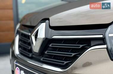Хэтчбек Renault Sandero 2020 в 