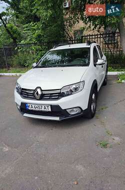 Хэтчбек Renault Sandero 2020 в Киеве