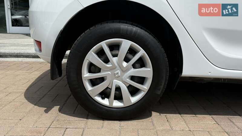 Хэтчбек Renault Sandero 2020 в Киеве