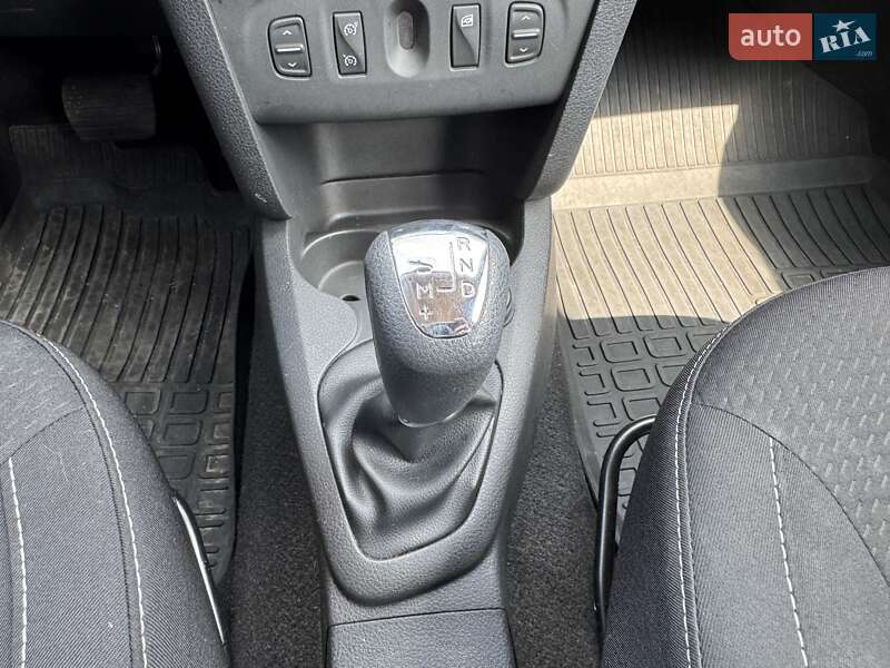 Хэтчбек Renault Sandero 2020 в Хмельницком