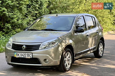 Хетчбек Renault Sandero 2012 в Рівному