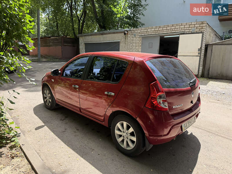 Хетчбек Renault Sandero 2011 в Харкові фото 5 Хетчбек Renault Sandero 2011 в Харкові
