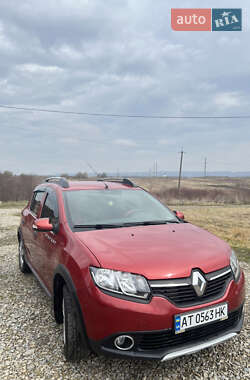 Хэтчбек Renault Sandero 2013 в Ивано-Франковске