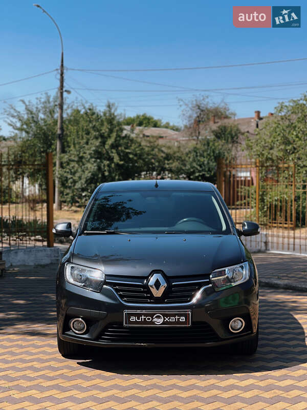 Хэтчбек Renault Sandero 2021 в 