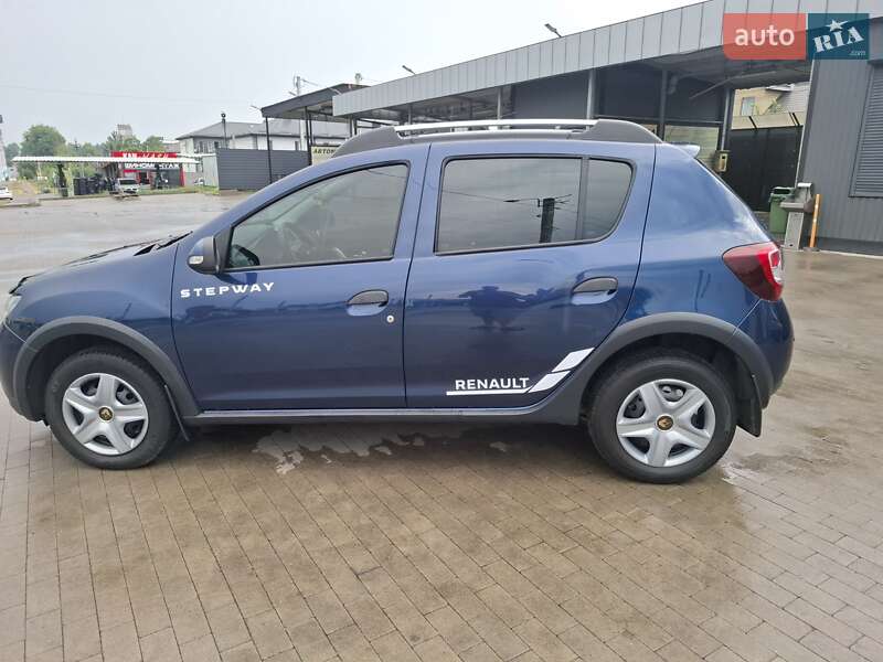 Хетчбек Renault Sandero 2016 в Білій Церкві