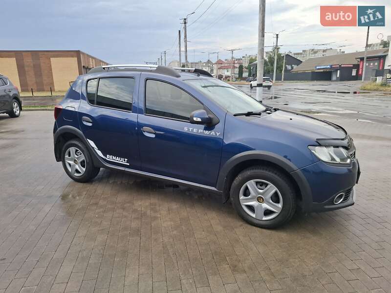 Хетчбек Renault Sandero 2016 в Білій Церкві