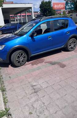 Хэтчбек Renault Sandero 2020 в 