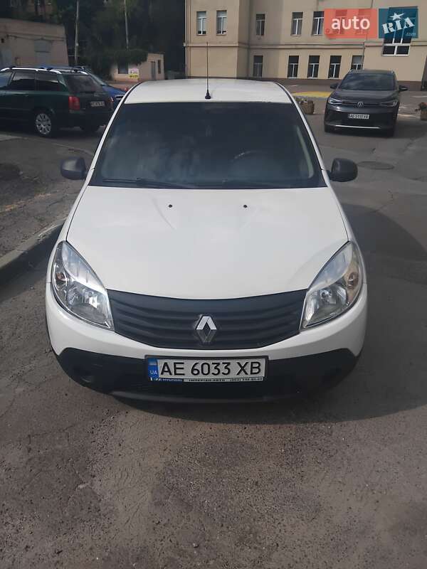 Хэтчбек Renault Sandero 2012 в Днепре