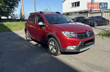 Хэтчбек Renault Sandero 2019 в Хмельницком