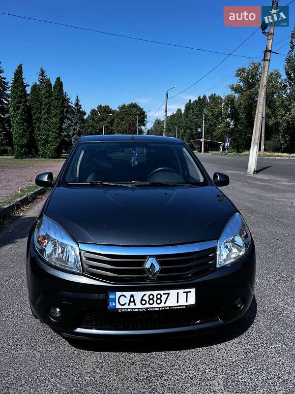 Renault Sandero 2009