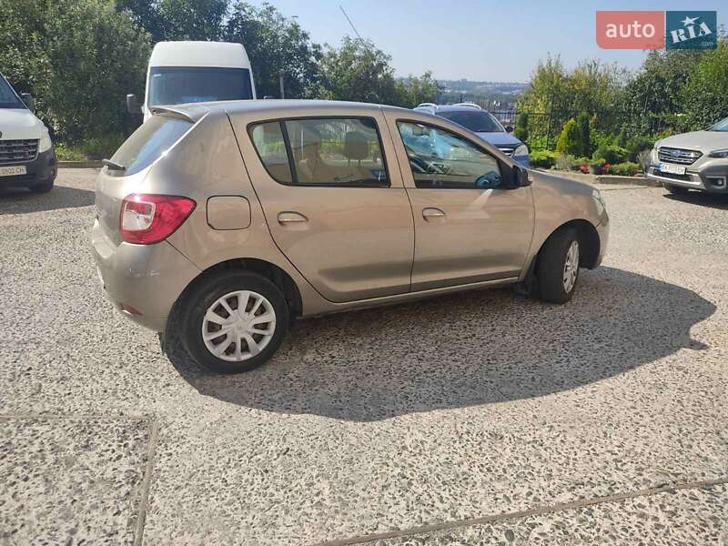 Хэтчбек Renault Sandero 2013 в Хмельницком фото 7 Хэтчбек Renault Sandero 2013 в Хмельницком
