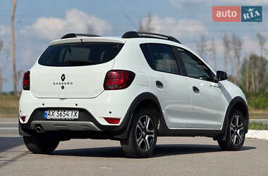 Хэтчбек Renault Sandero 2020 в 