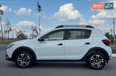 Хэтчбек Renault Sandero 2020 в 