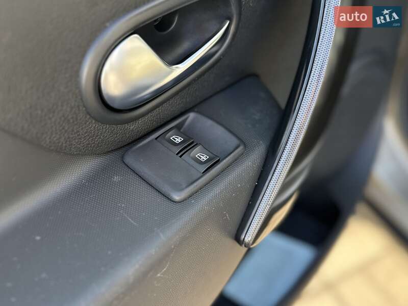 Хэтчбек Renault Sandero 2020 в Киеве