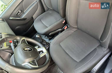 Хэтчбек Renault Sandero 2019 в 