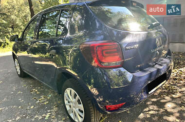 Хэтчбек Renault Sandero 2019 в 