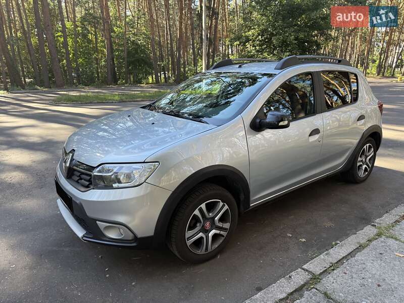 Хэтчбек Renault Sandero 2019 в Черкассах фото 17 Хэтчбек Renault Sandero 2019 в Черкассах