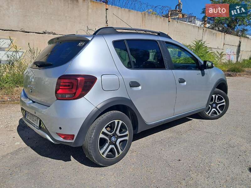 Хэтчбек Renault Sandero 2020 в Запорожье