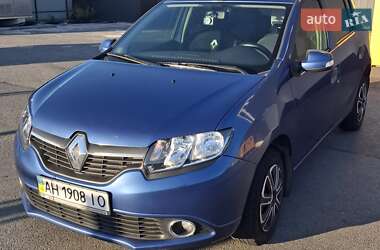 Хэтчбек Renault Sandero 2013 в Киеве